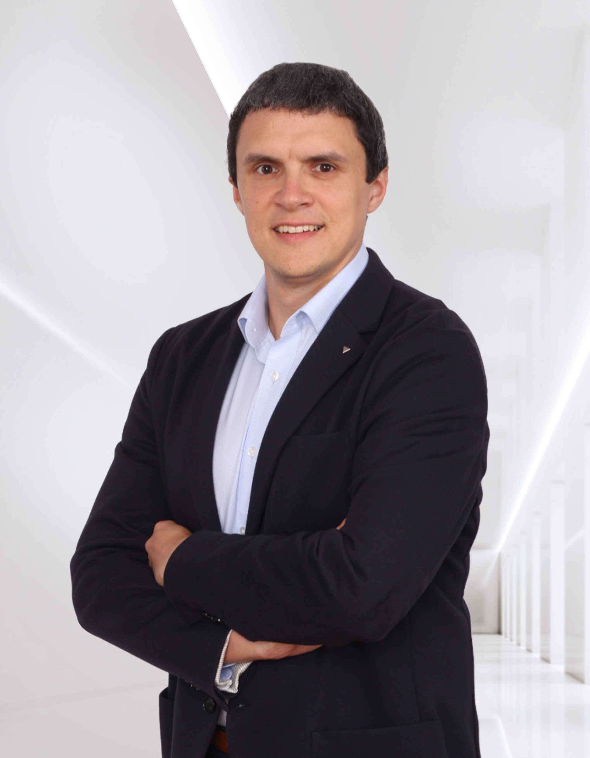 Lukáš Vachala, MBA